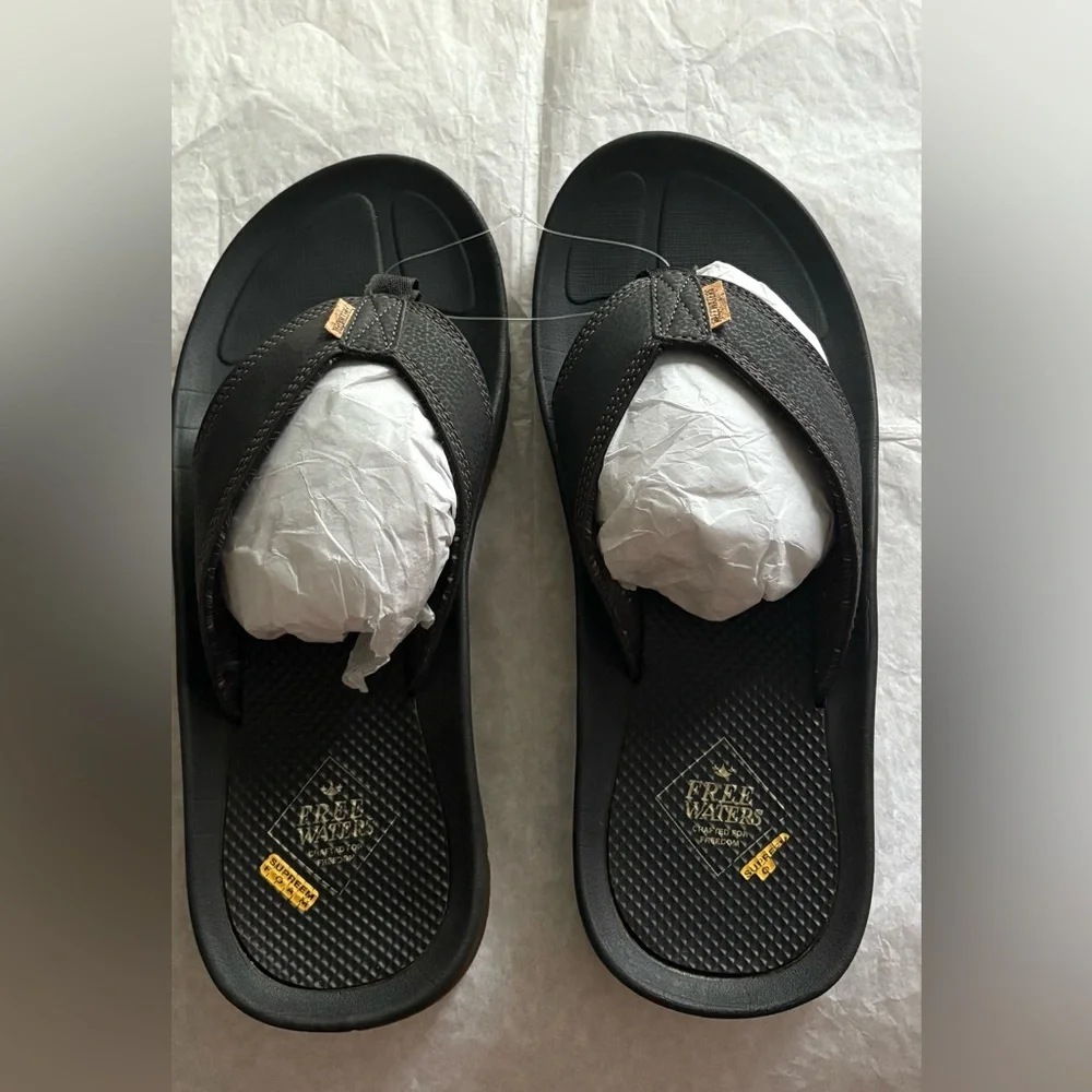 Freewaters supreme foam Black Flip Flops size 10us/43 brand new